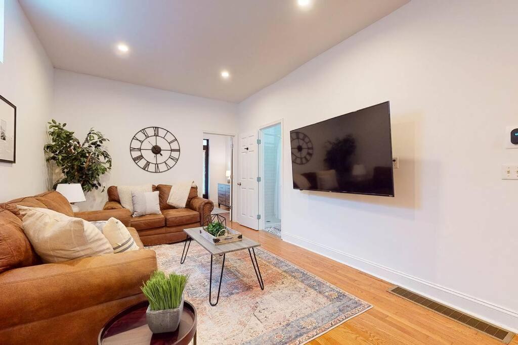 Private Home-Backyard-Parking Near Nulu Downtown 루이빌 외부 사진