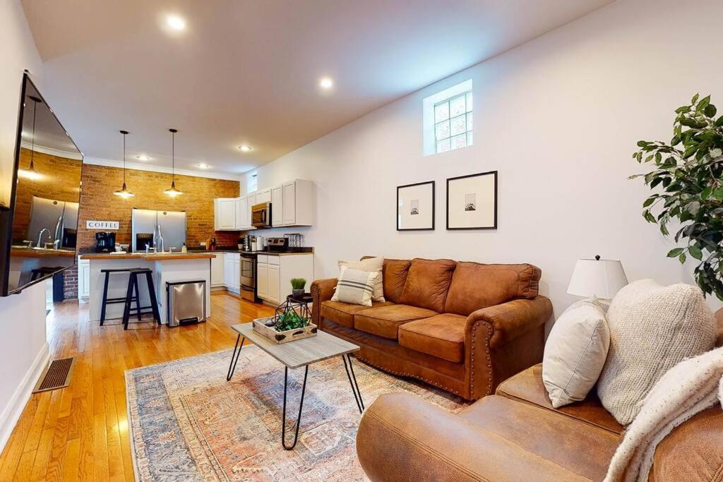 Private Home-Backyard-Parking Near Nulu Downtown 루이빌 외부 사진